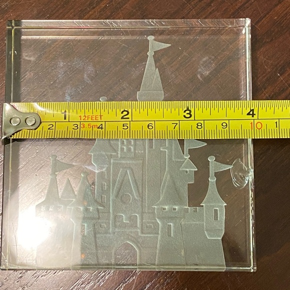 Disney Robert Guenther Etched Glass Paperweight DISNEY CASTLE Cinderella READ - Picture 6 of 6